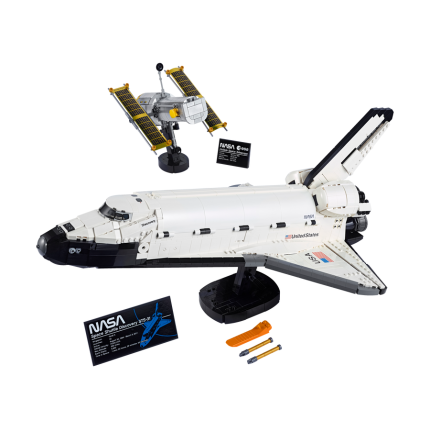 LEGO 10283 Space Shuttle Discovery